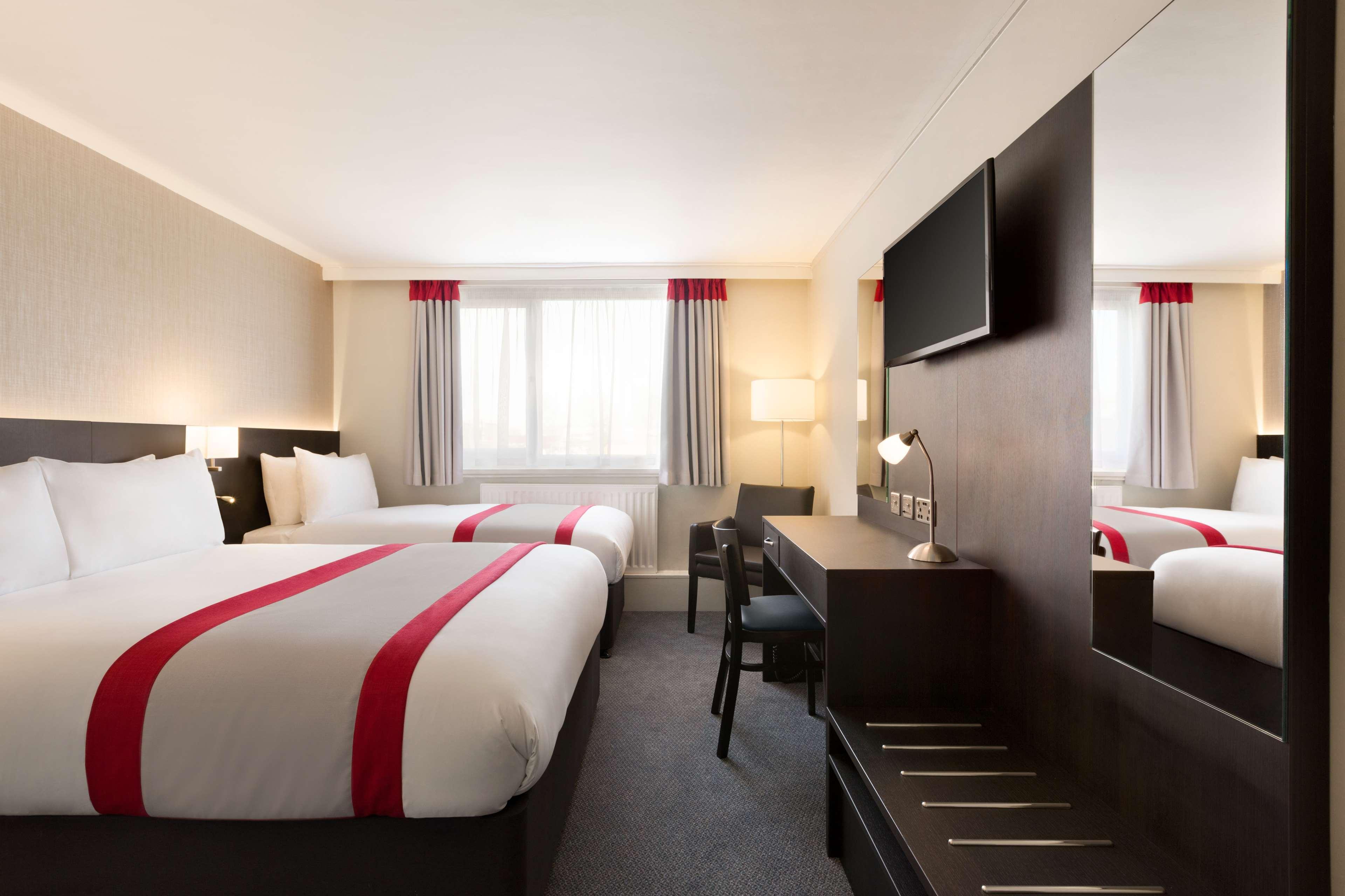 Ramada South 4*