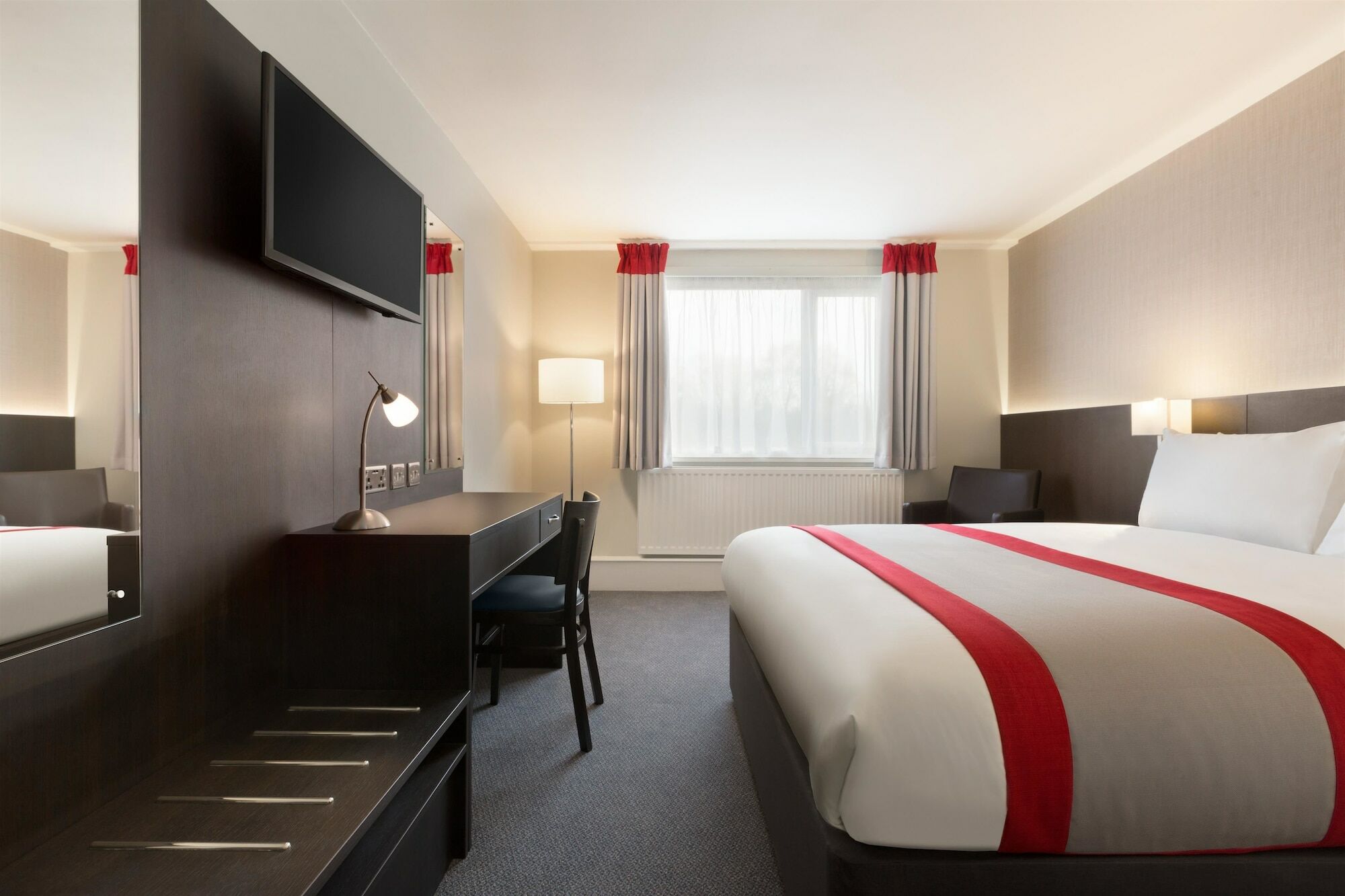 Hotel Ramada South